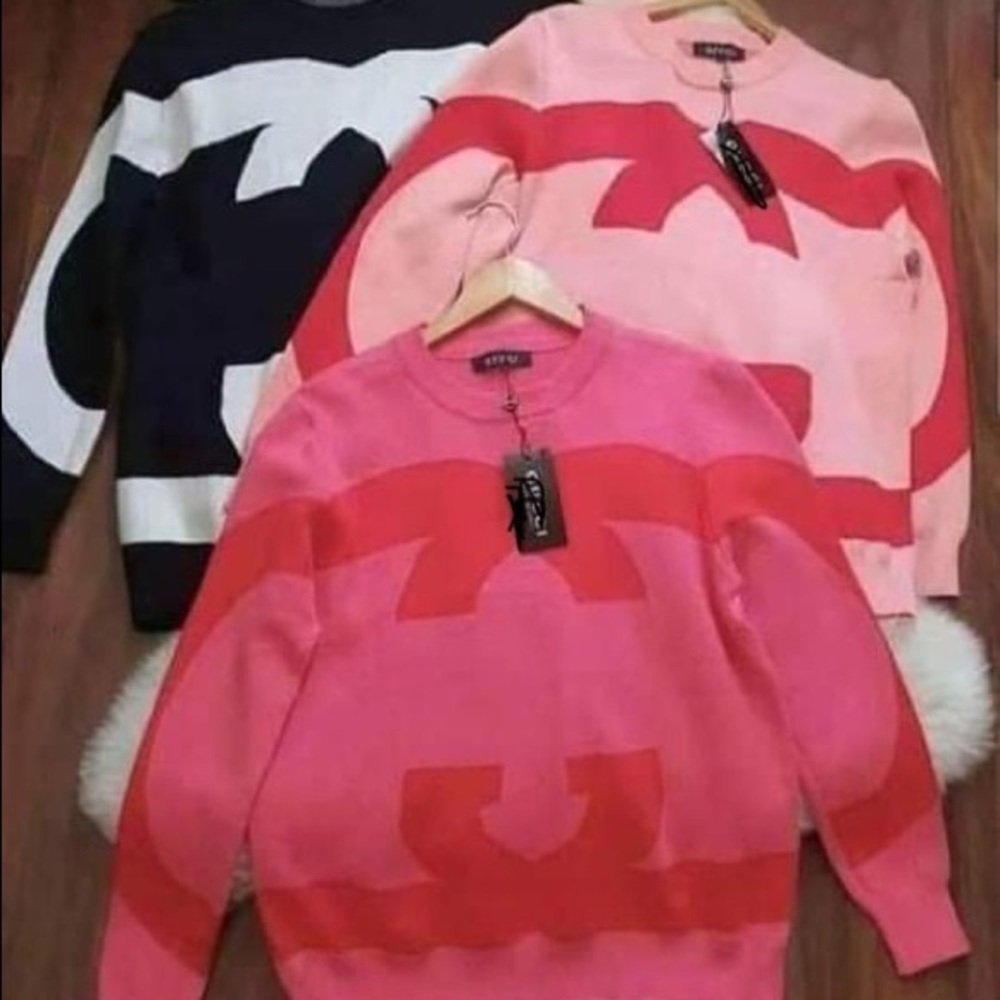 Interlock G sweaters